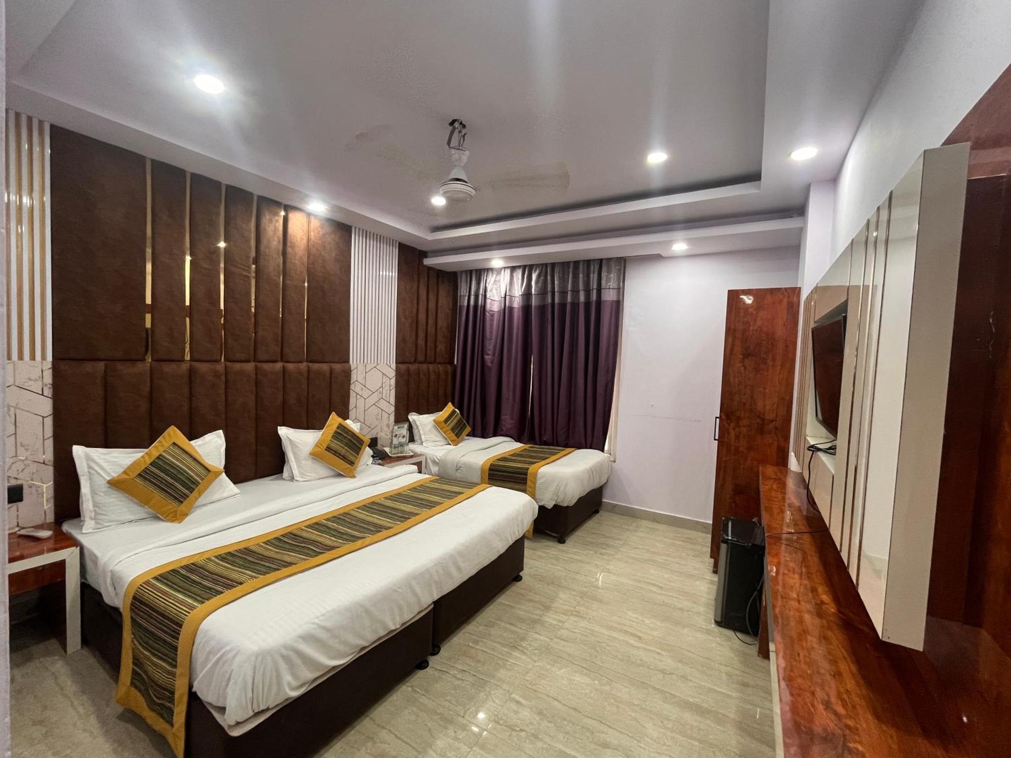 Hotel Embassy Near Rk Ashram Metro Nueva Delhi Exterior foto