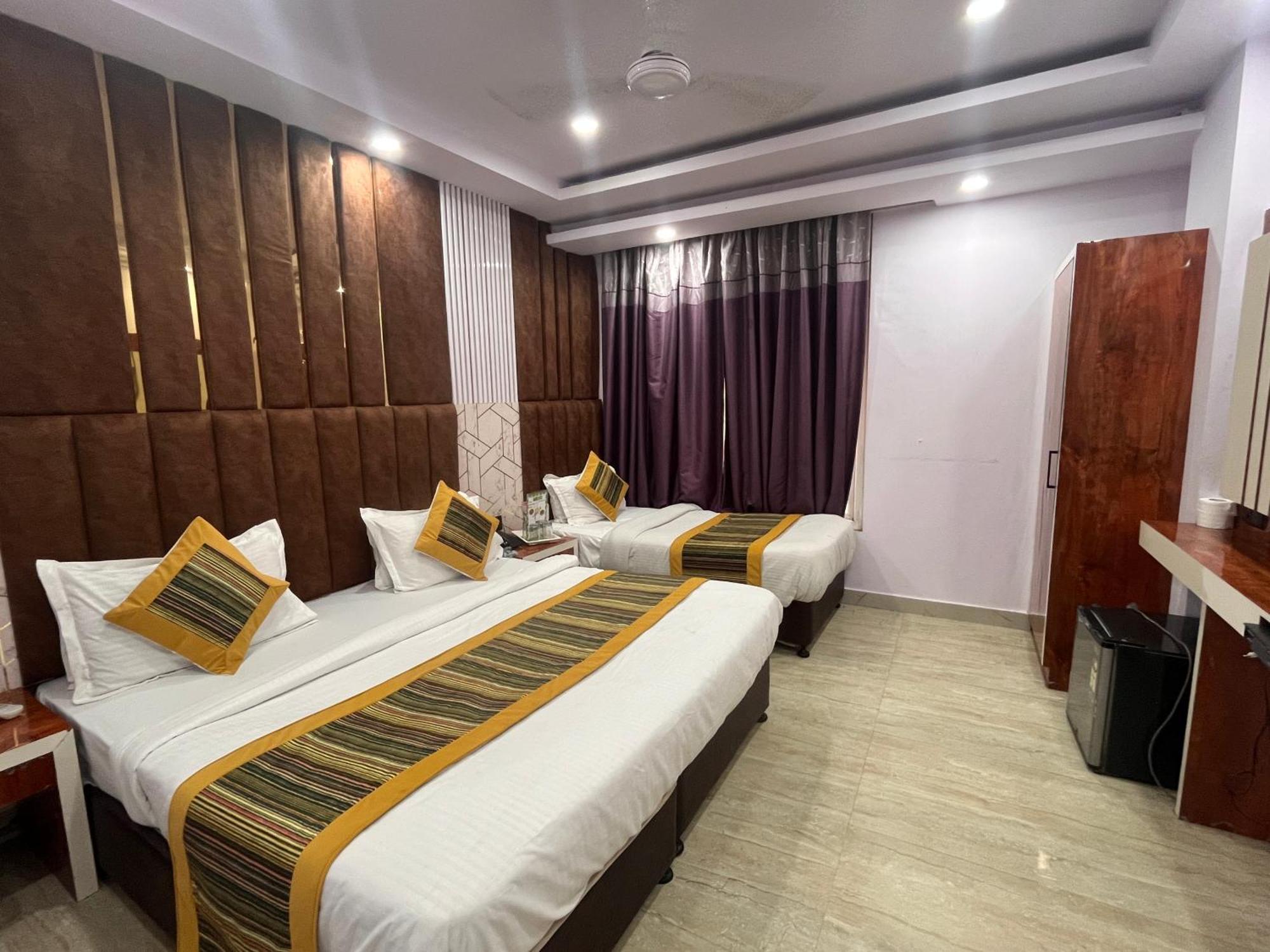 Hotel Embassy Near Rk Ashram Metro Nueva Delhi Exterior foto