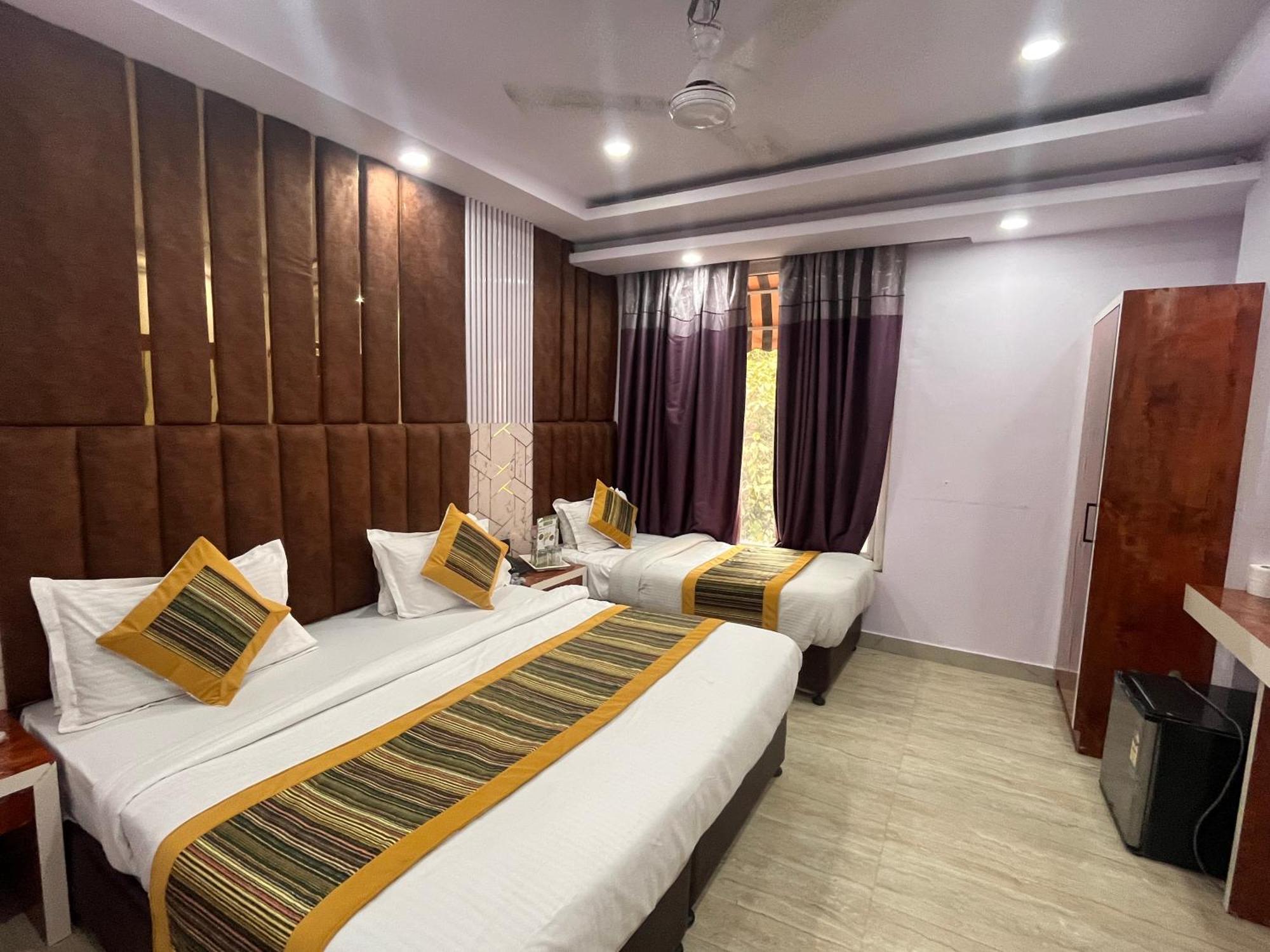 Hotel Embassy Near Rk Ashram Metro Nueva Delhi Exterior foto
