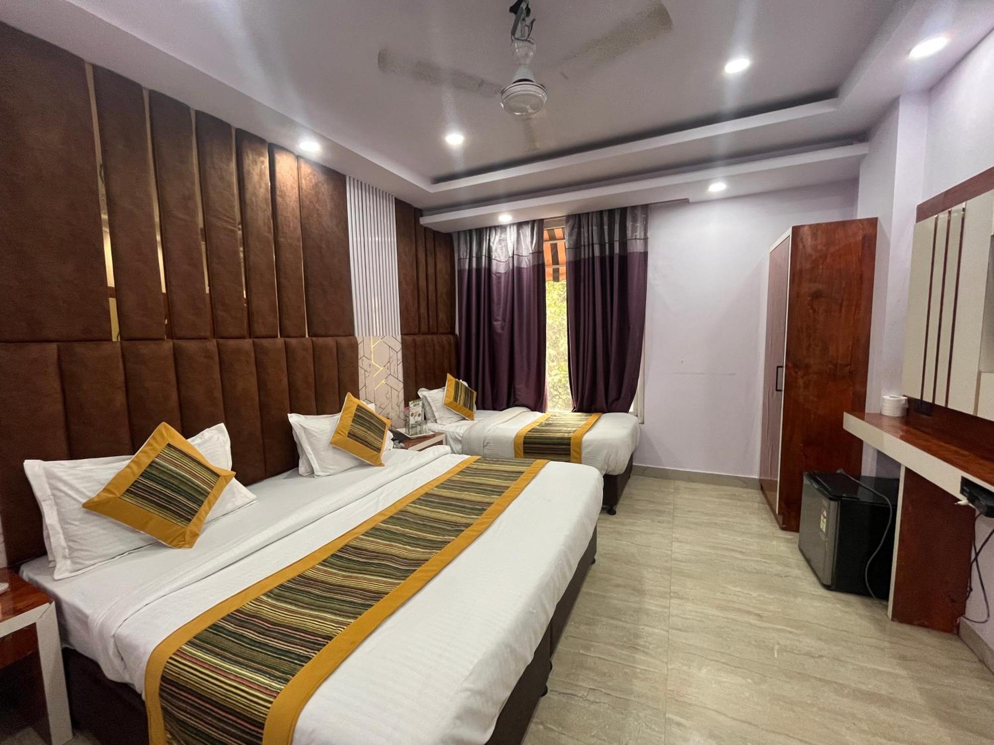 Hotel Embassy Near Rk Ashram Metro Nueva Delhi Exterior foto