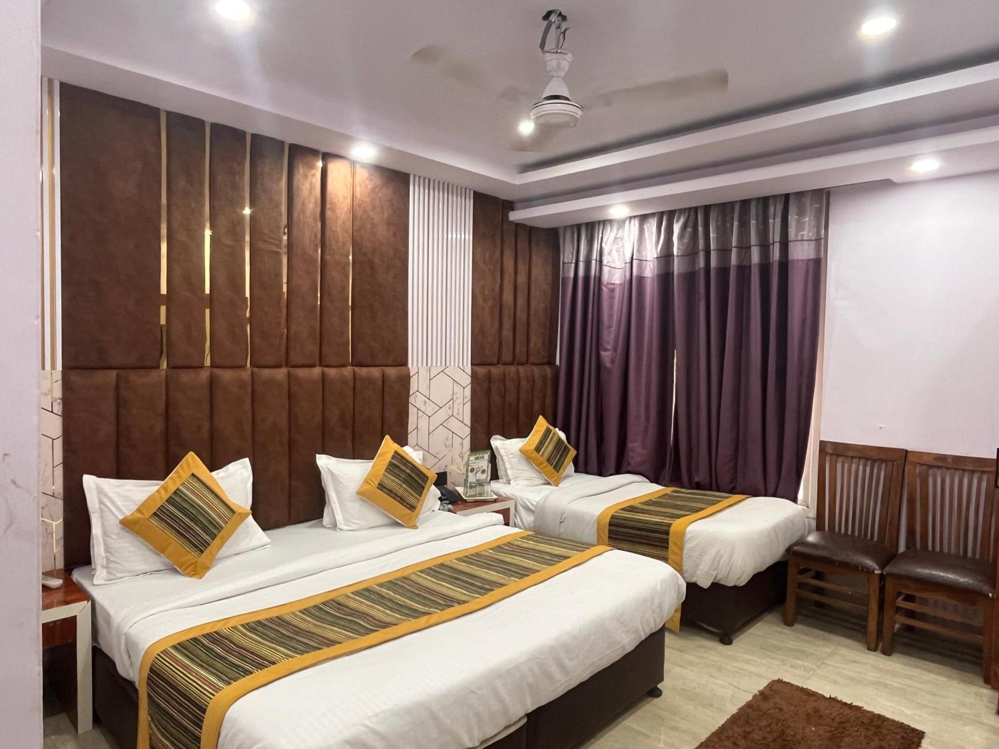 Hotel Embassy Near Rk Ashram Metro Nueva Delhi Exterior foto